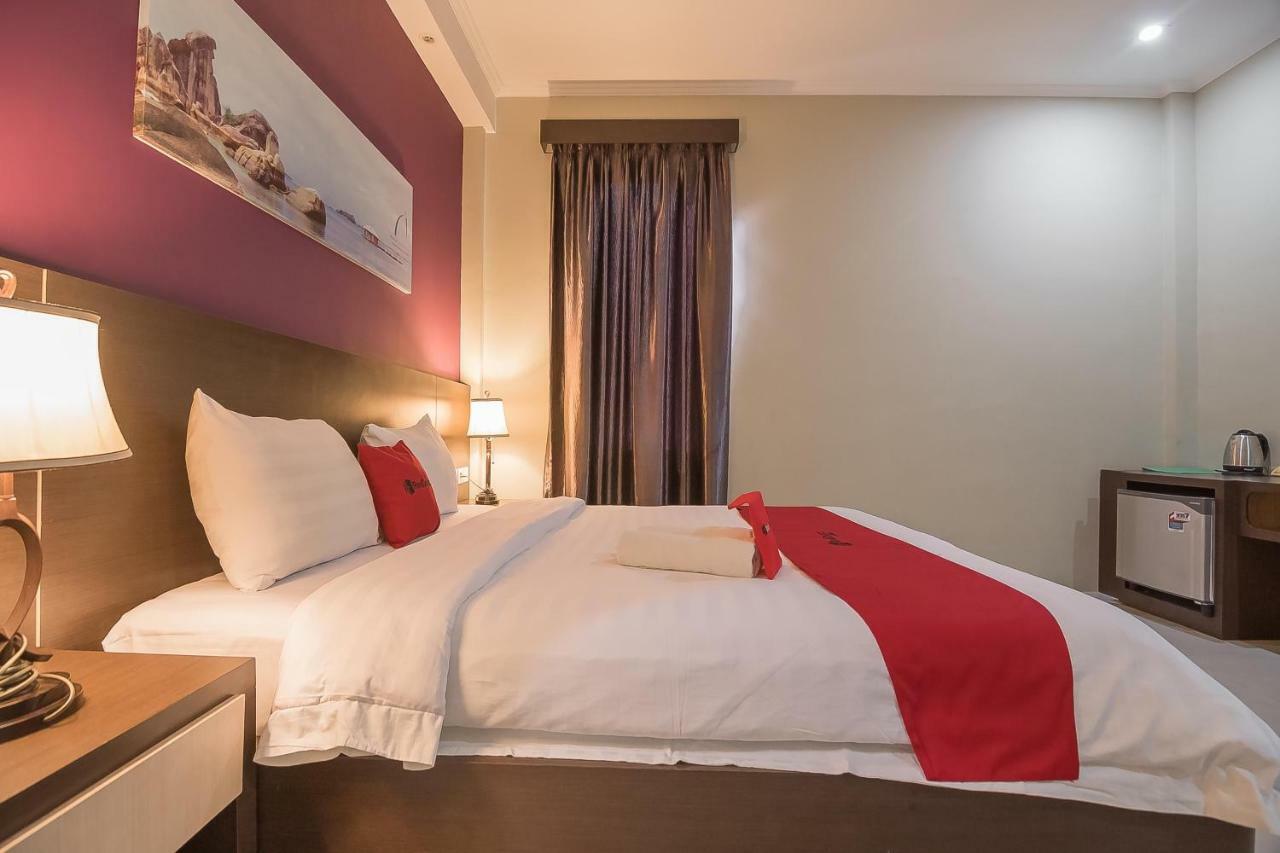 Reddoorz Plus @ Tanjung Pandan Belitung 2 Экстерьер фото