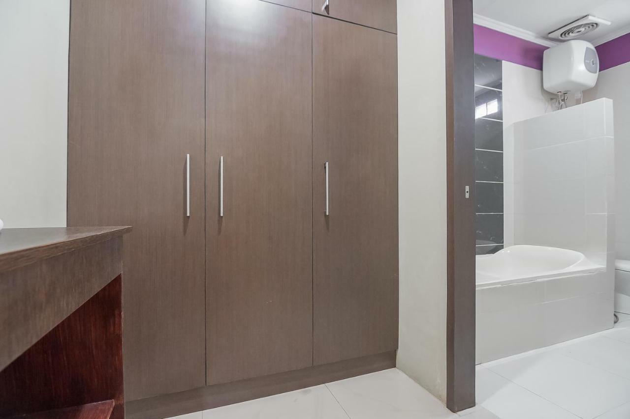 Reddoorz Plus @ Tanjung Pandan Belitung 2 Экстерьер фото