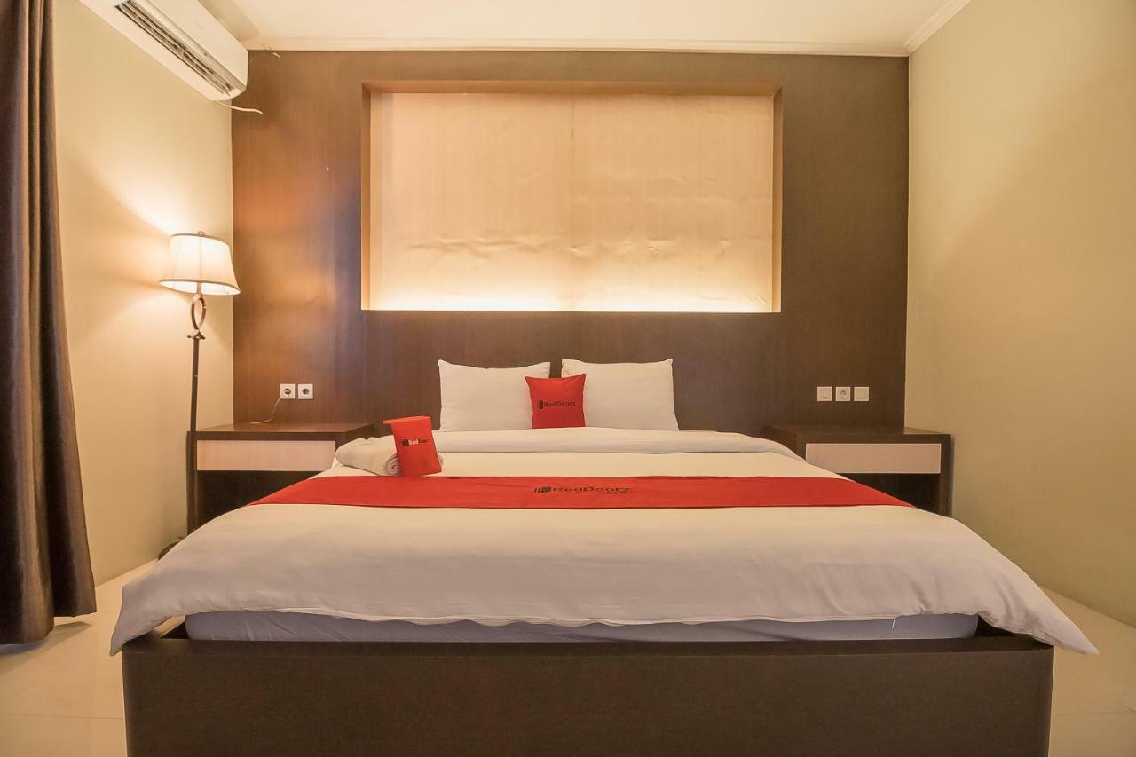 Reddoorz Plus @ Tanjung Pandan Belitung 2 Экстерьер фото