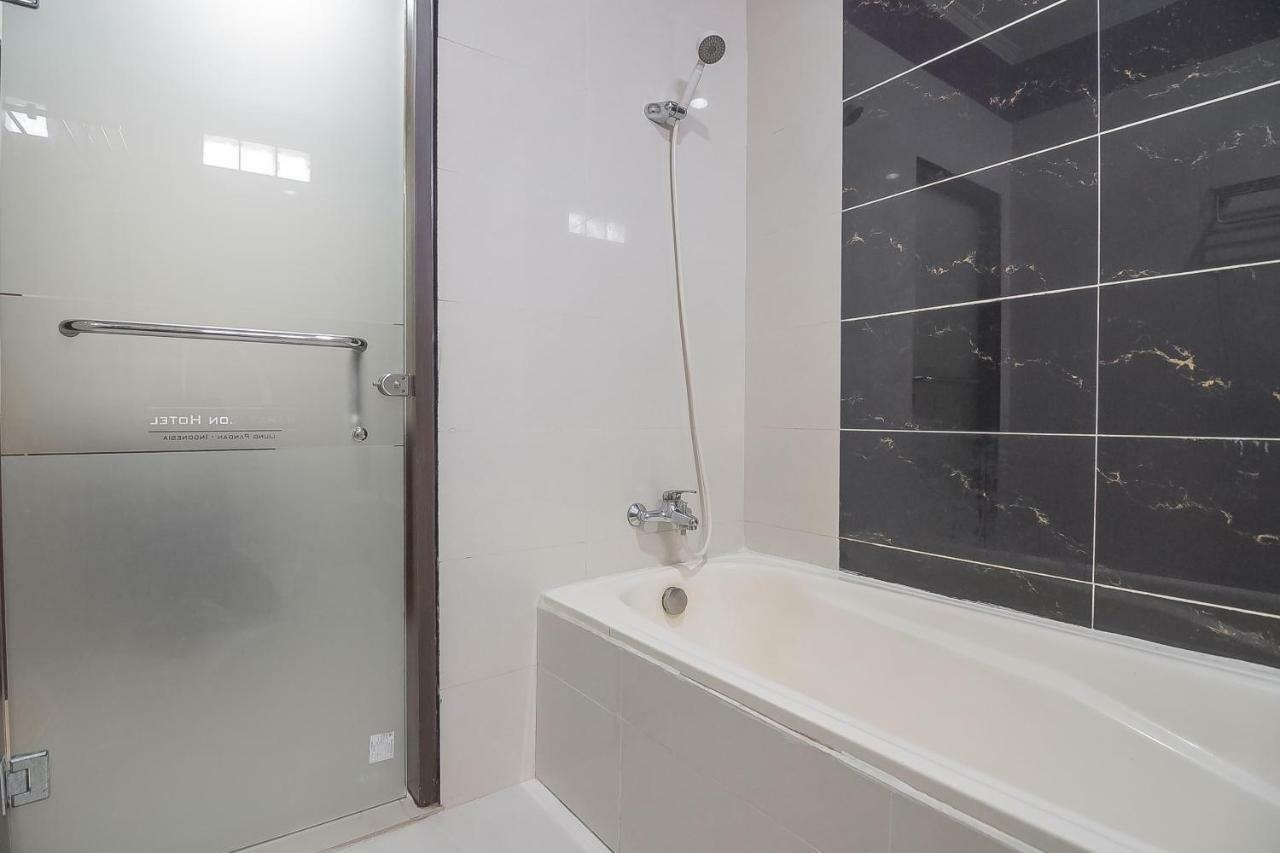 Reddoorz Plus @ Tanjung Pandan Belitung 2 Экстерьер фото
