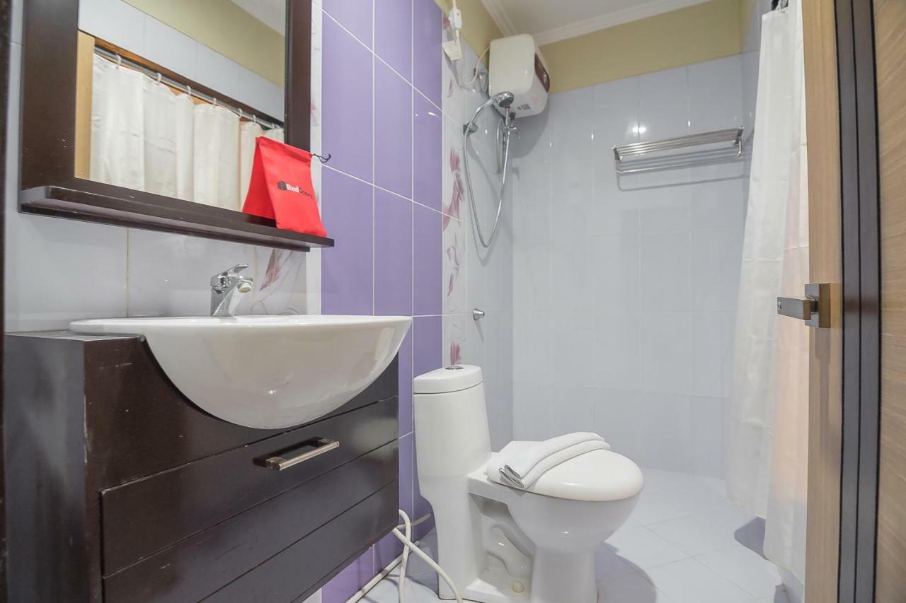 Reddoorz Plus @ Tanjung Pandan Belitung 2 Экстерьер фото
