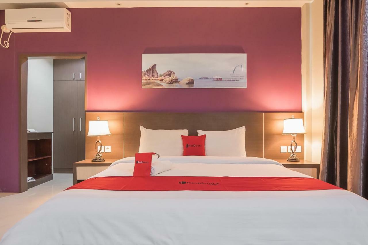 Reddoorz Plus @ Tanjung Pandan Belitung 2 Экстерьер фото